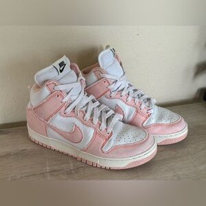 Nike Dunk High 1985 article orange sneakers